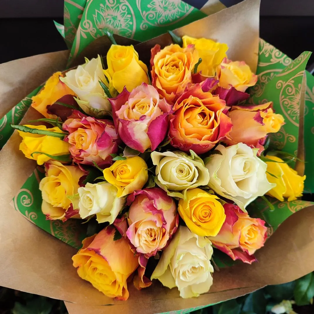 Bouquet Ciao25! 25 Rose coloratissime - immagine 4