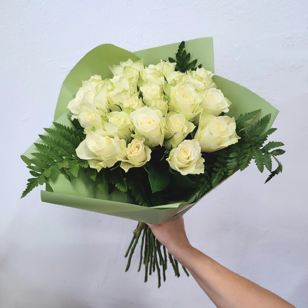 Bouquet Alice: 24 Rose Bianche stelo medio