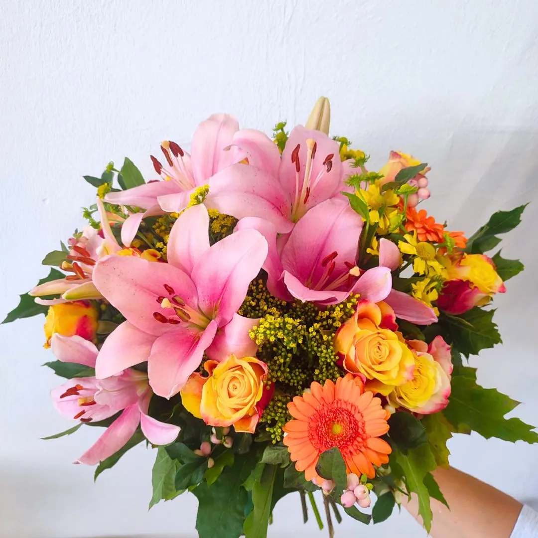 armonia bouquet gigli e rose