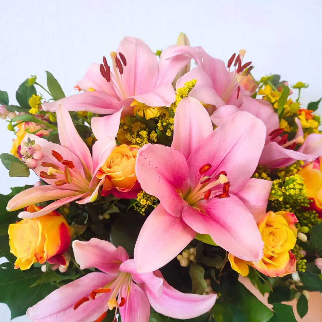armonia bouquet gigli e rose